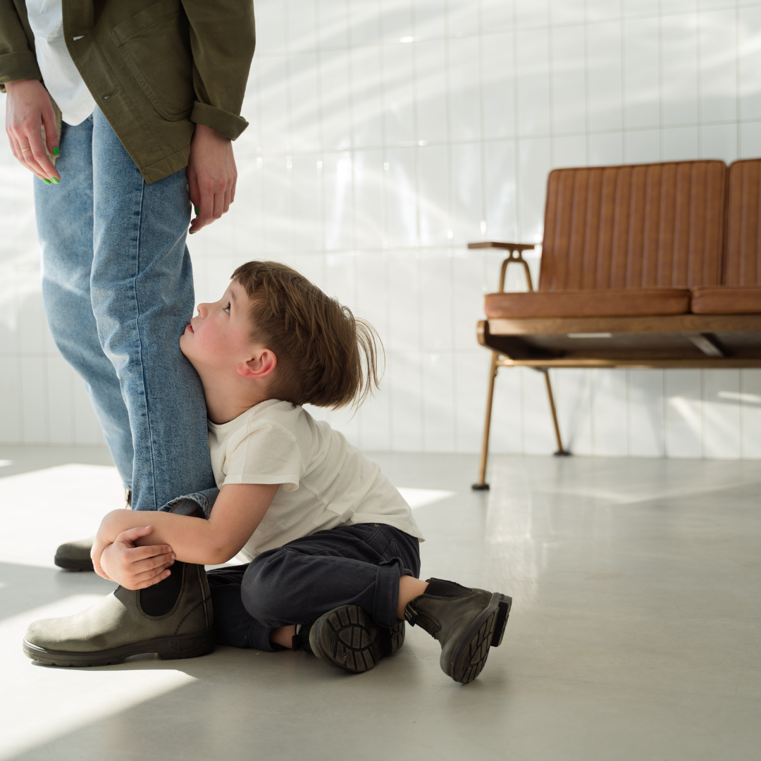 A spune „nu” copilului nu înseamnă să-l respingi. Înseamnă să-l iubești cu responsabilitate.